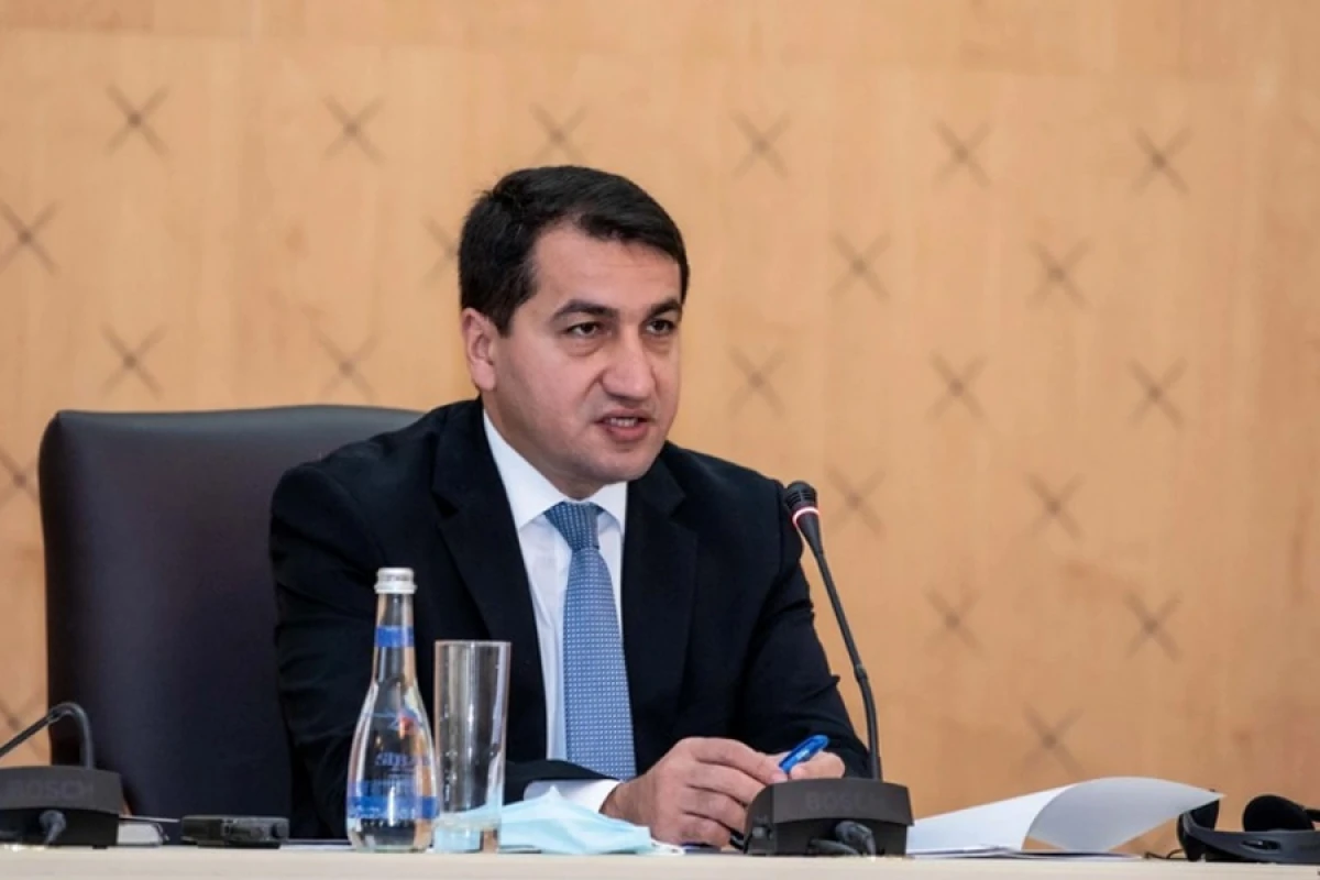 [[Hikmət Hacıyev:]] Zəngəzur dəhlizinin Ermənistan sərhədinə qədər olan hissəsində işlər tamamlanma mərhələsinə çatıb