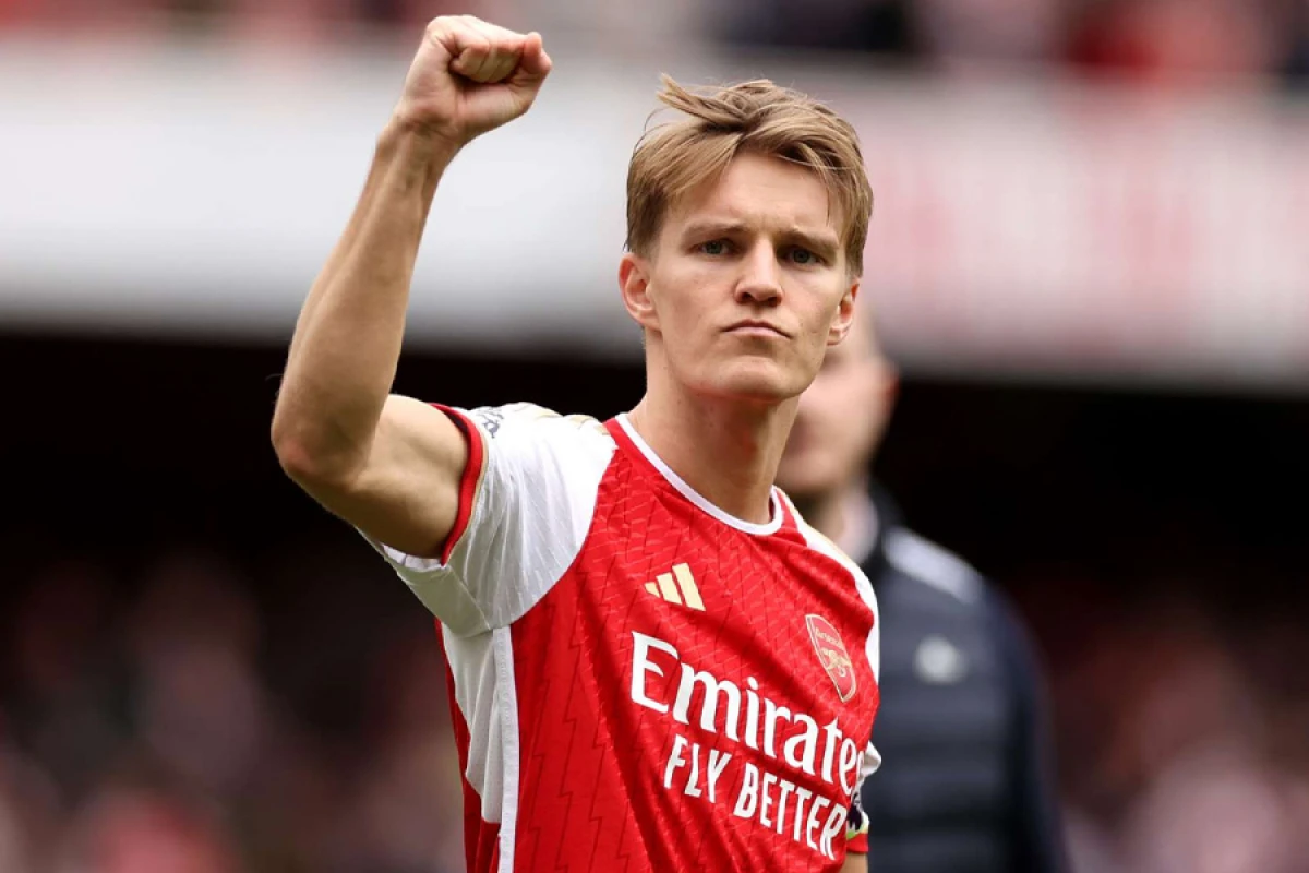 “Barselona” [[“Arsenal”ın kapitanına]] elçi çıxdı