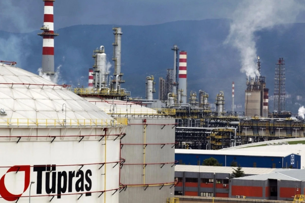 Türkiyə Rusiya neftinin alışını [[azaltmağa]] başladı