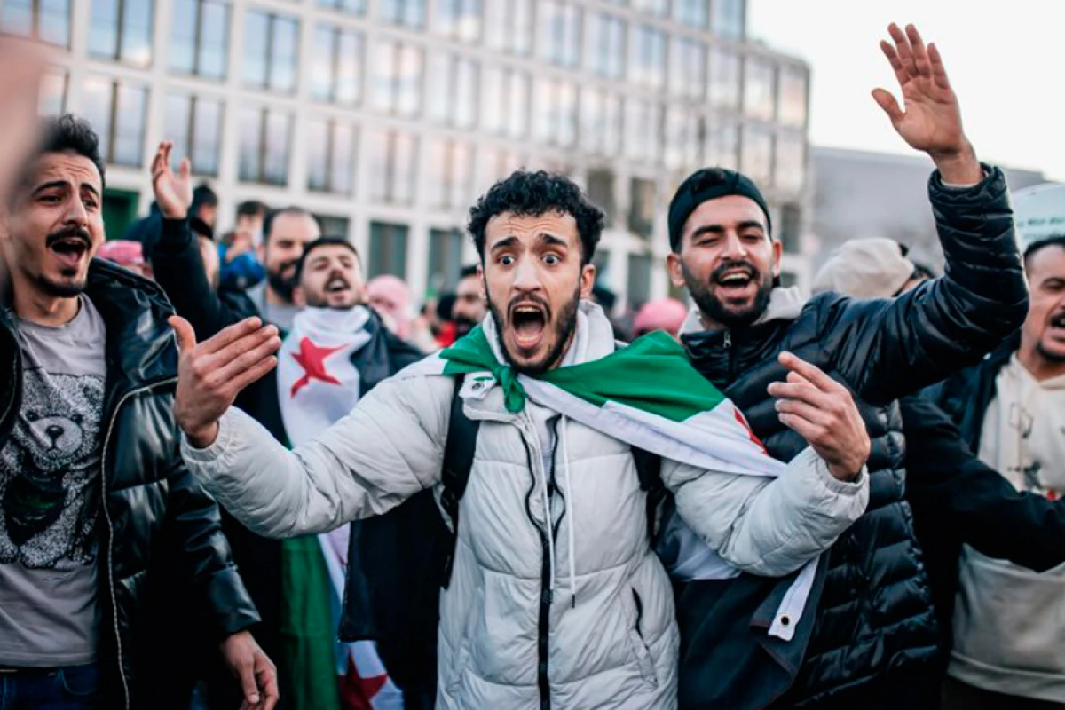 Almaniya [[suriyalı qaçqınların deportasiyasına]] hazırlaşır