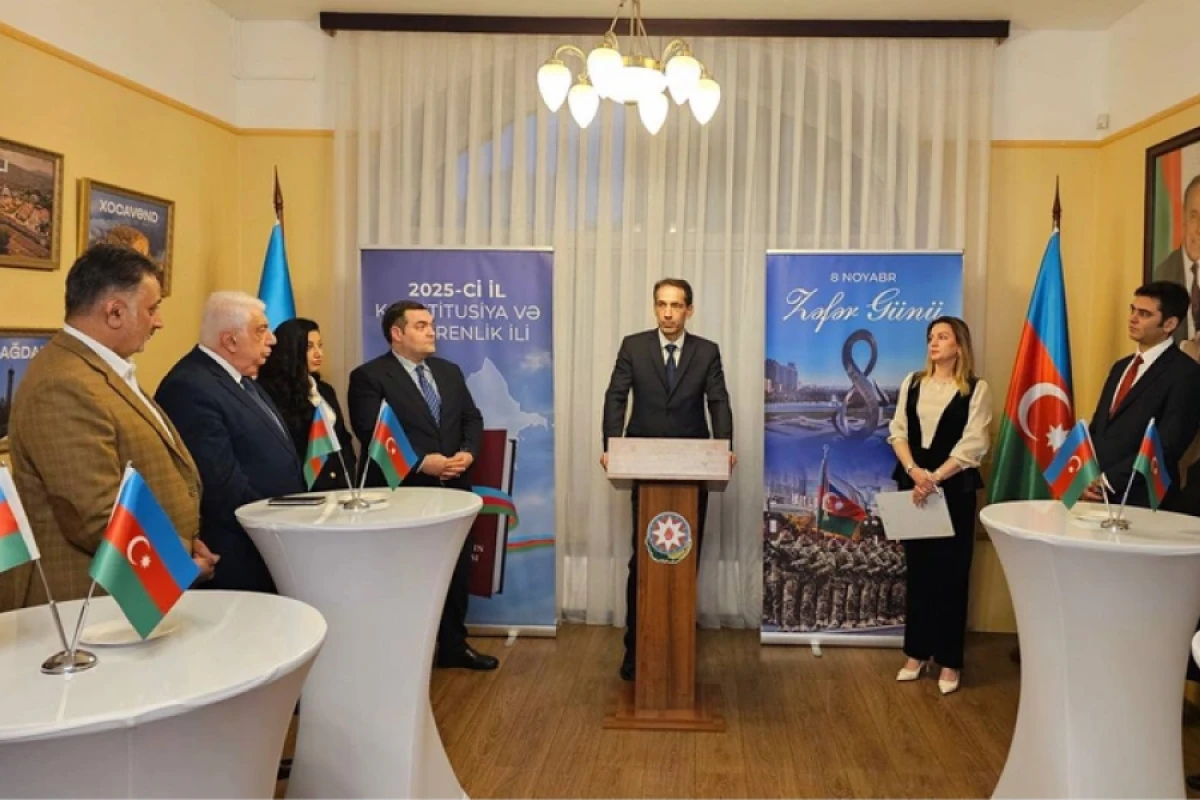 Sankt-Peterburqda [[Zəfər Gününün beşinci ildönümü]] qeyd olundu