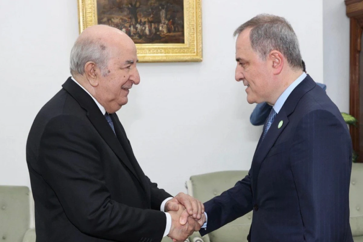 [[Ceyhun Bayramov]] Əlcəzair Prezidenti ilə görüşdü