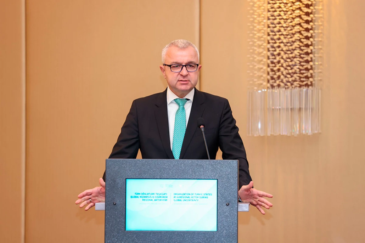 [[Vasa Laşlo:]] "Avropa qanunları Macarıstan Konstitusiyasına hörmət etməlidir"