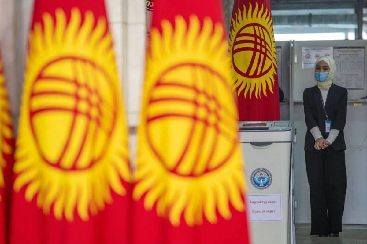 [[Rus dili təzyiq alətinə çevrilir:]] "Moskva Qırğızıstanda köhnə ssenariləri işə sala bilər”