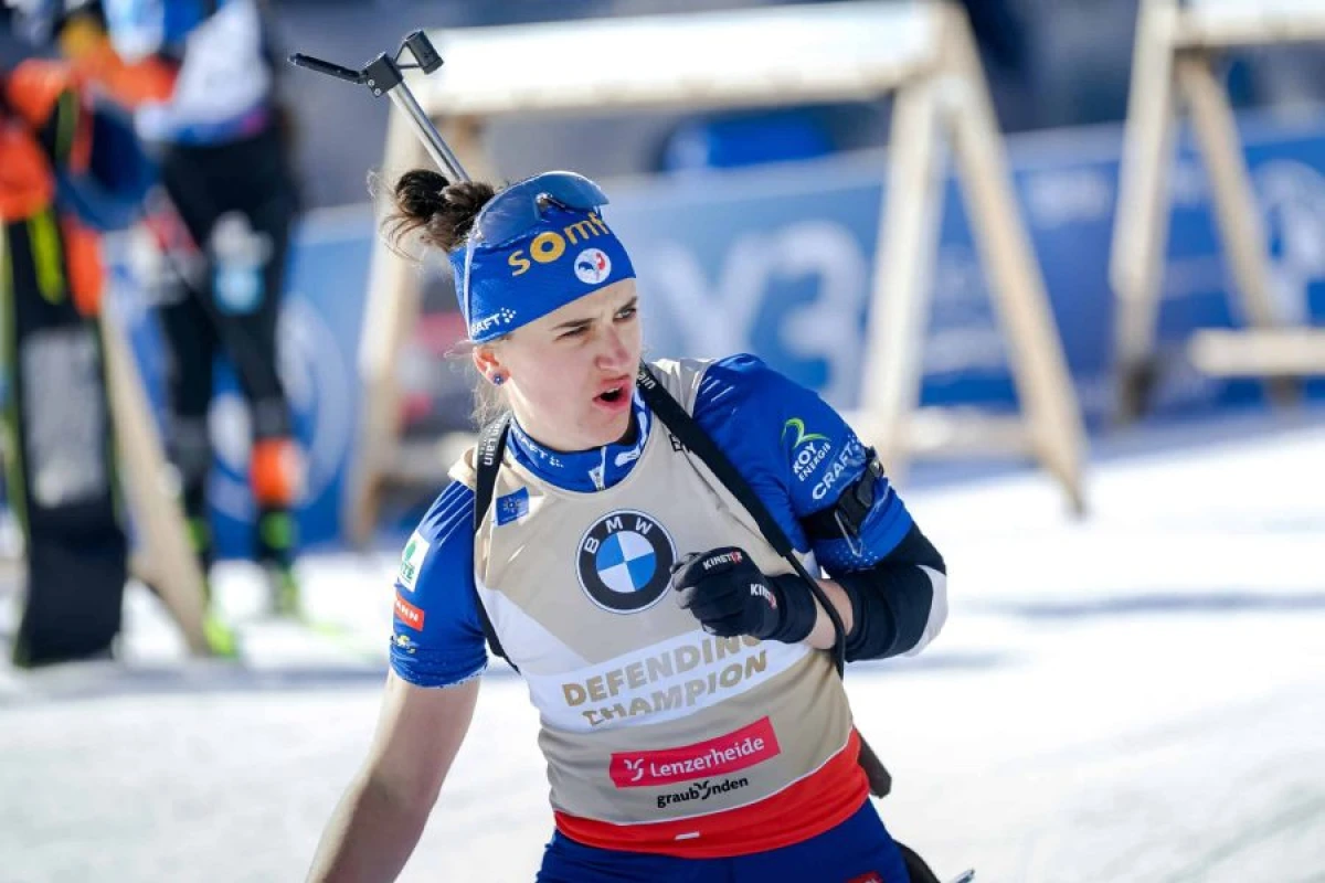 FFS onu dələduzluğa görə  [[yarışlardan kənarlaşdırdı]]