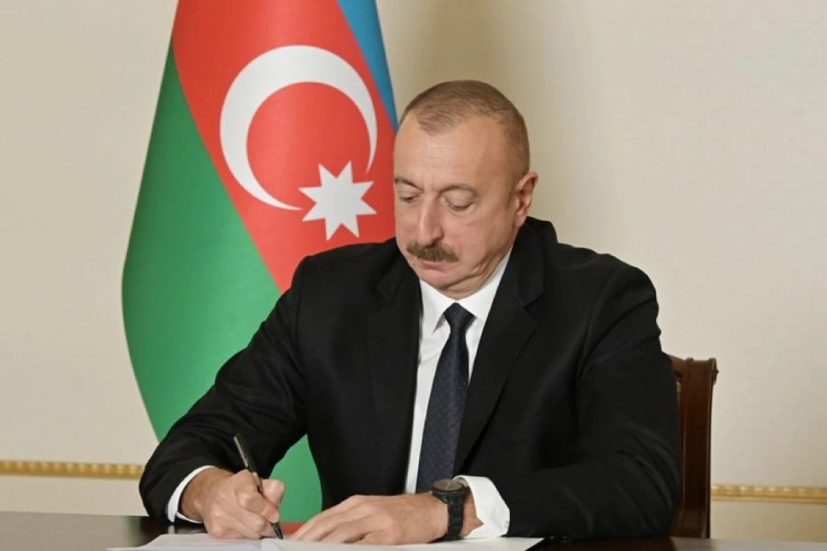 Ərazi bütövlüyünün qorunmasında xüsusi xidmətləri olmuş şəxslər təltif edildi [[- SƏRƏNCAM]]