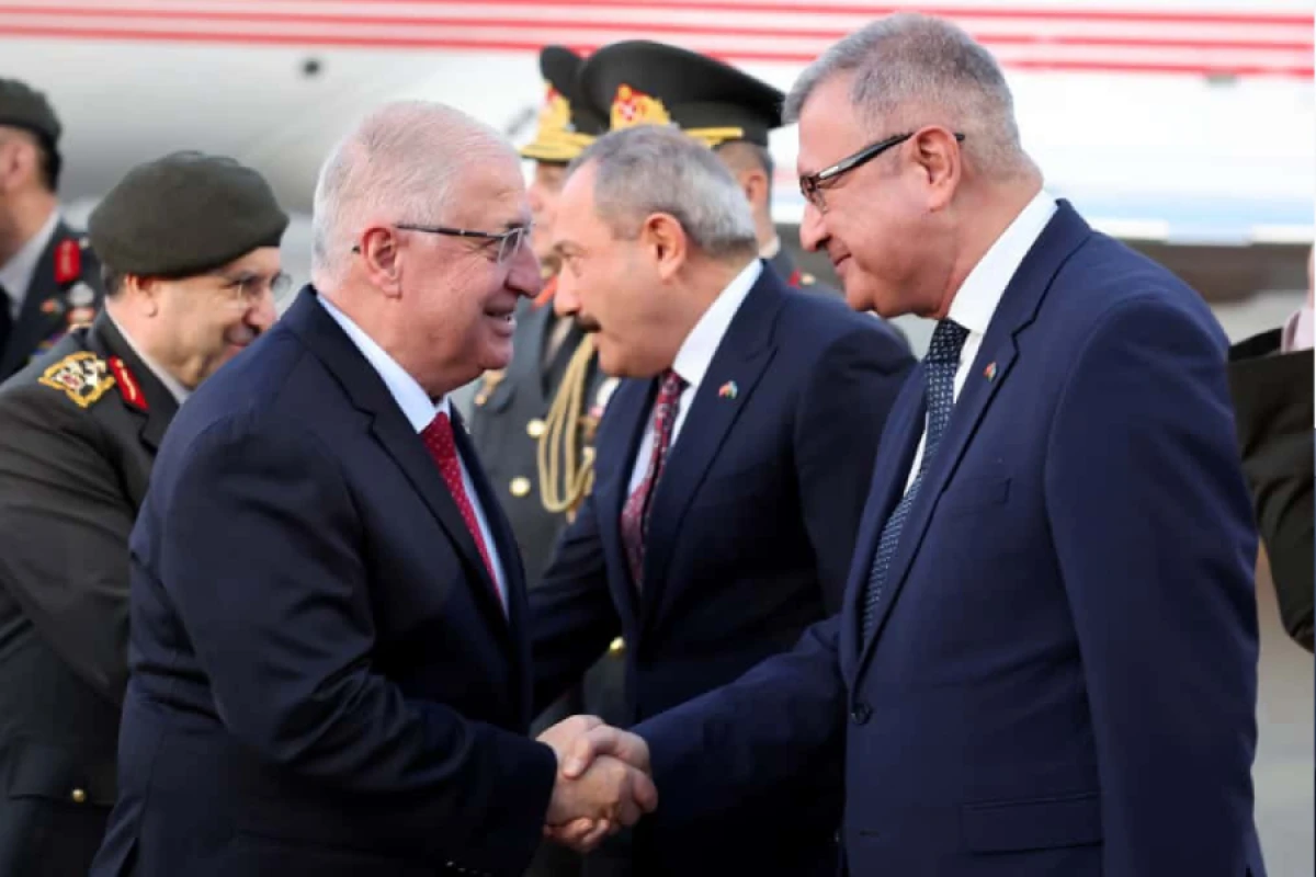 Türkiyənin hərbi rəhbərliyi [[Azərbaycana gəldi]]