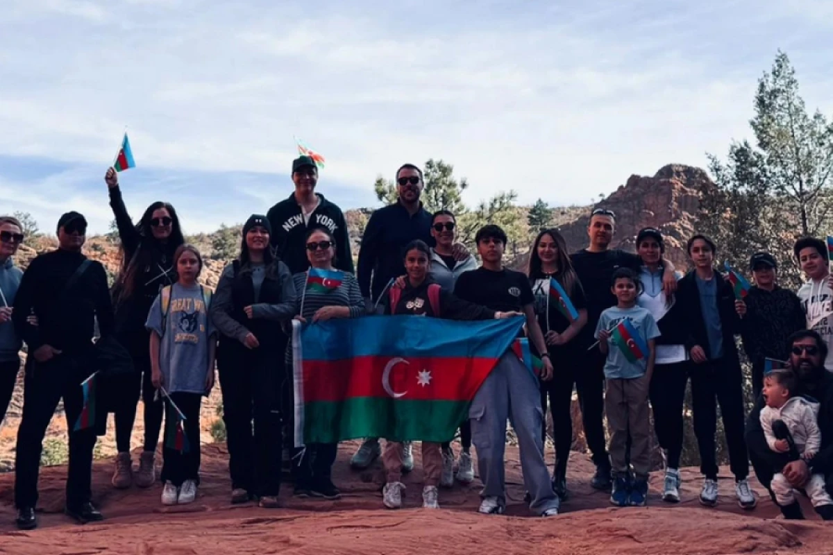 [[ABŞ-də Zəfər Günü]] münasibətilə yürüş təşkil edildi