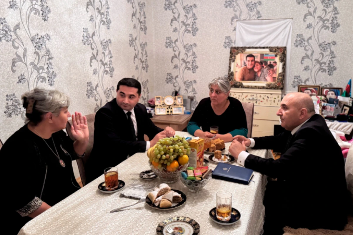 Müxtəlif bölgələrdə yaşayan [[şəhid ailələri ziyarət edildi]]