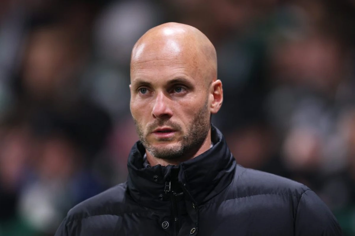 “Volfsburq” baş məşqçisini [[qovdu]]