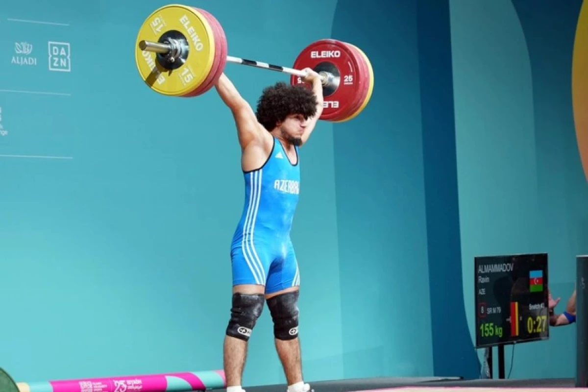 [[İslamiada:]] Ağırlıqqaldıranımız gümüş medal qazandı