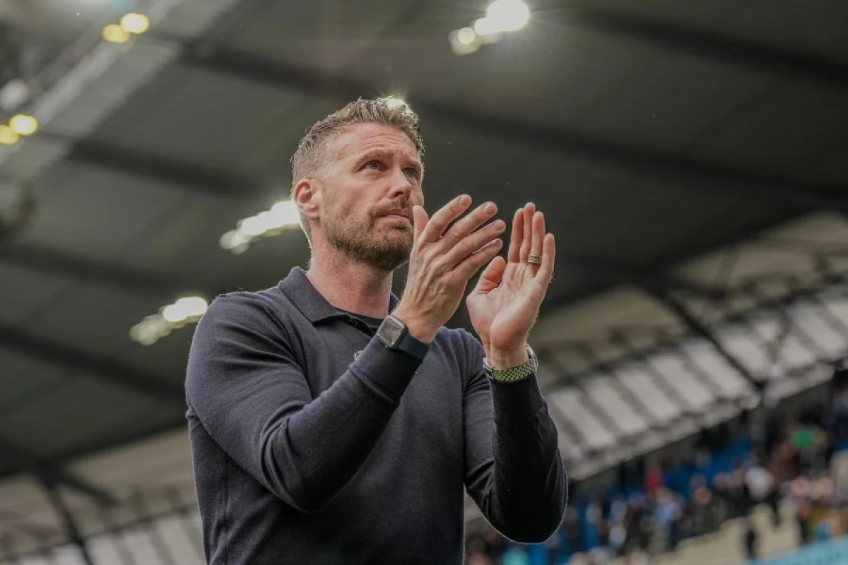 “Vulverhempton” [[Edvardsla anlaşdı]]