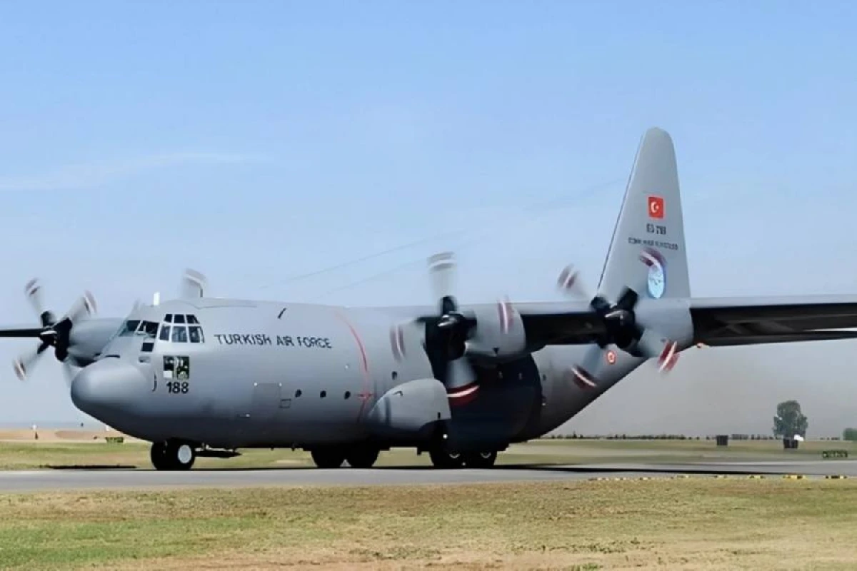 Türkiyə [[C-130 təyyarələrinin]] uçuşunu dayandırdı
