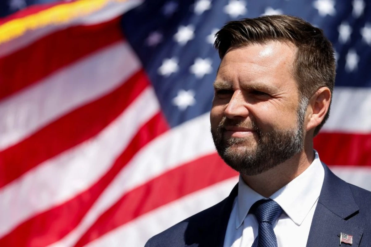 [[Vens:]] "Tramp Putinlə dialoqun vacibliyinin fərqindədir"