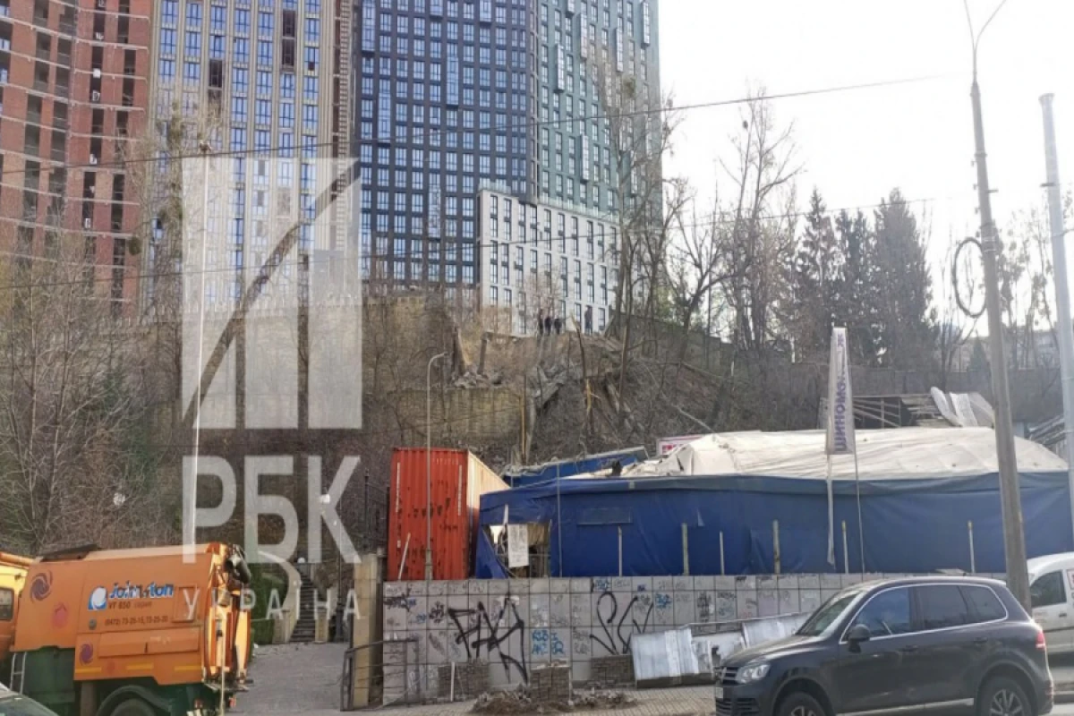 [[Fransa Azərbaycanın Ukraynadakı]] səfirliyinin hücuma məruz qalmasını pislədi