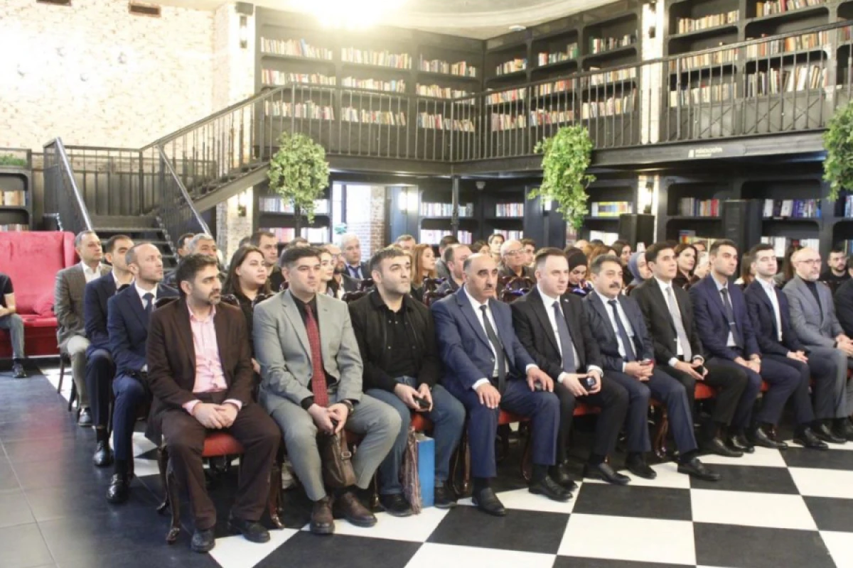 [[Faiq Abdullayevin]] “Mühasibat uçotu: praktiki tətbiq və nəzəri təhlil” kitabının təqdimatı keçirildi