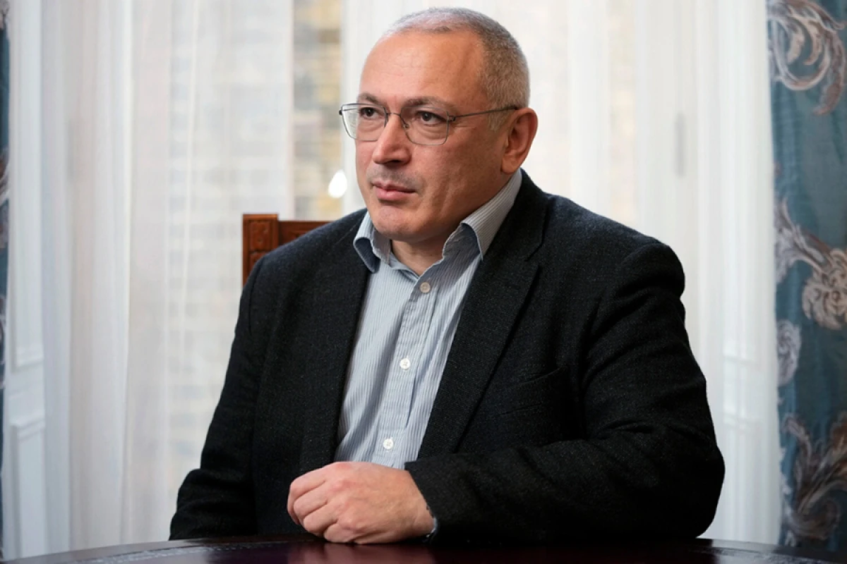 [[Mixail Xodorkovski]] terrorçu və ekstremistlər siyahısına salındı