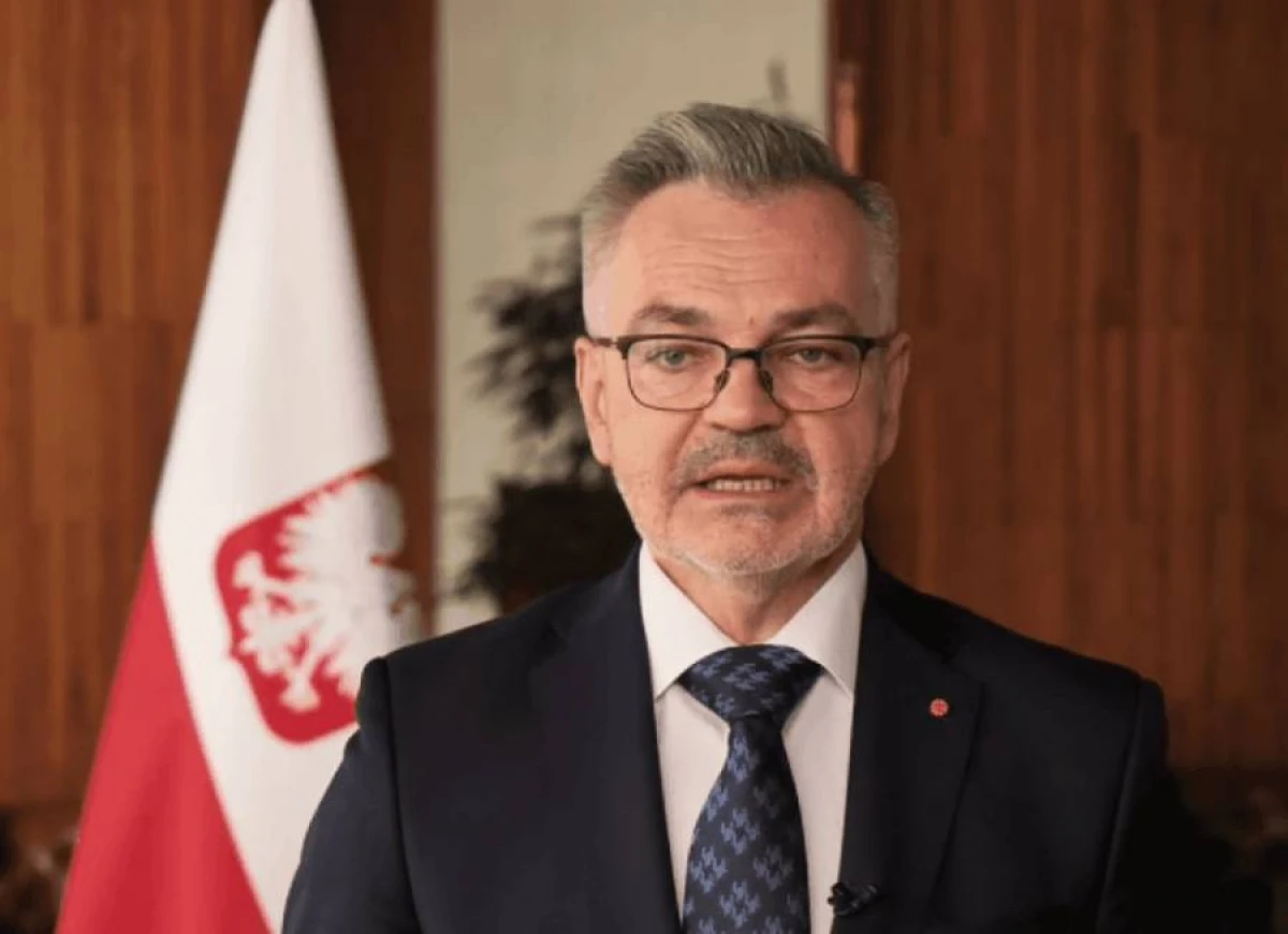 Rusiyada [[Polşa səfirinə hücum]] edildi