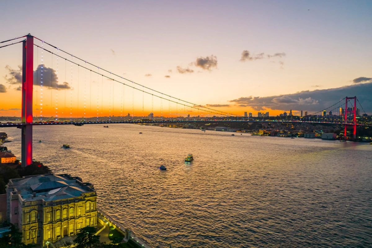 İstanbulun sehrini kəşf edin: [[Avropanın ən arzuolunan şəhəri]]