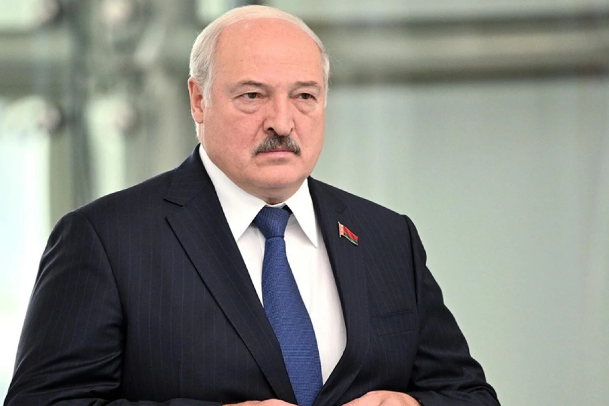 Lukaşenko həbsdə olan [[31 Ukrayna vətəndaşını]] əfv etdi