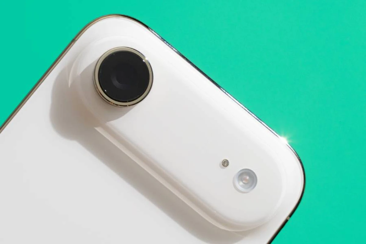 [[iPhone Air-in kamerası]] ekspertləri təəccübləndirdi