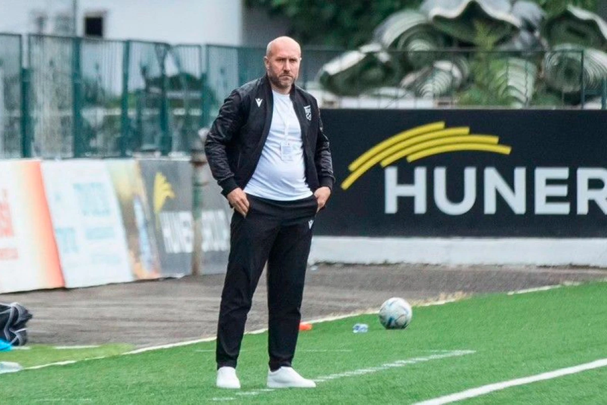 Samir Abasov [[istefaya]] göndərildi