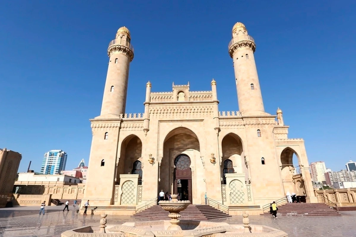 QMİ [[Həcc ziyarətinə getmək istəyənlərə]] müraciət etdi