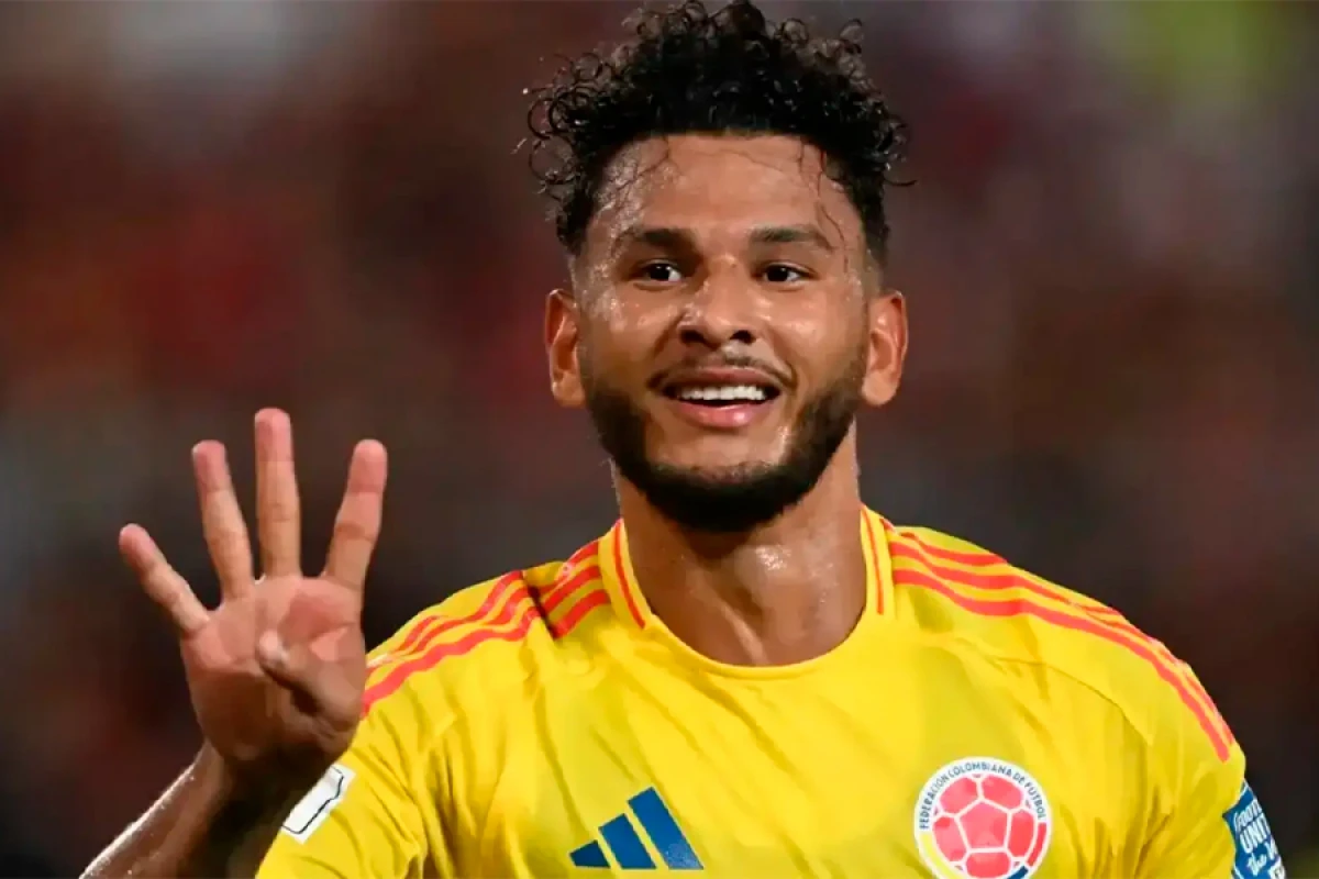 [[Luis Suares]] rekordu təkrarladı