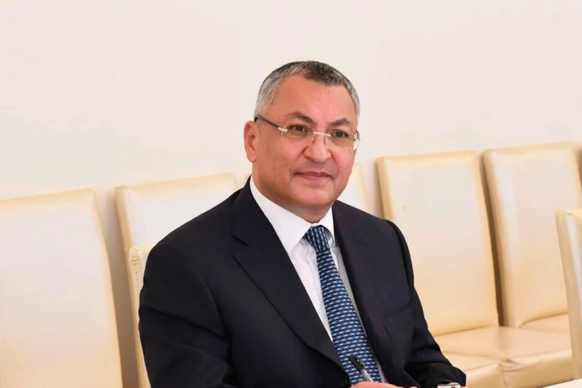 [[Rövşən Rzayev]] Biləsuvarda vətəndaşları qəbul etdi