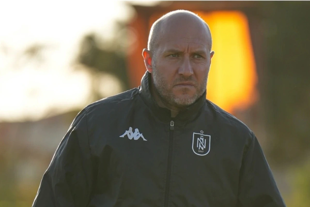 "Neftçi" [[Samir Abasovu istefaya]] göndərdi