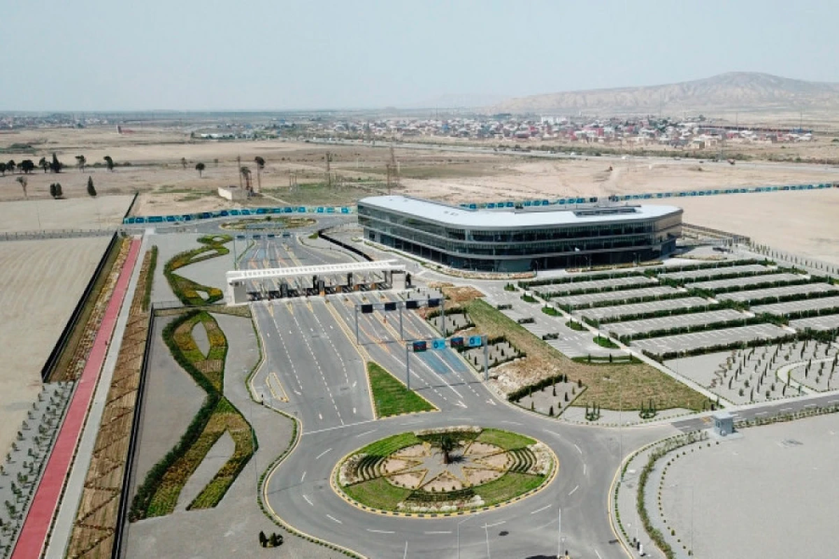 Ələt azad iqtisadi zonası üçün [[1453 hektar torpaq sahəsi]] alınacaq