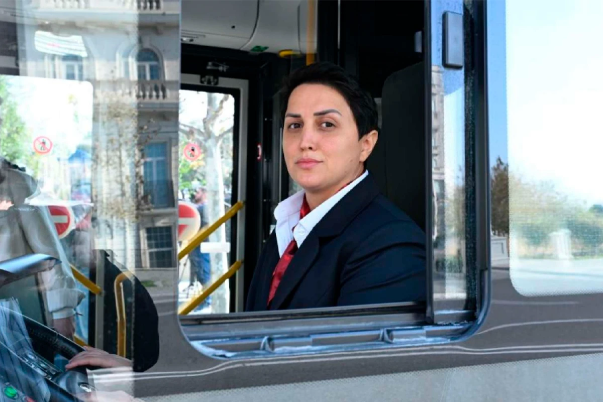 [[Xanım sürücülər "Baku Bus"da:]] Qəzalar azalacaq!