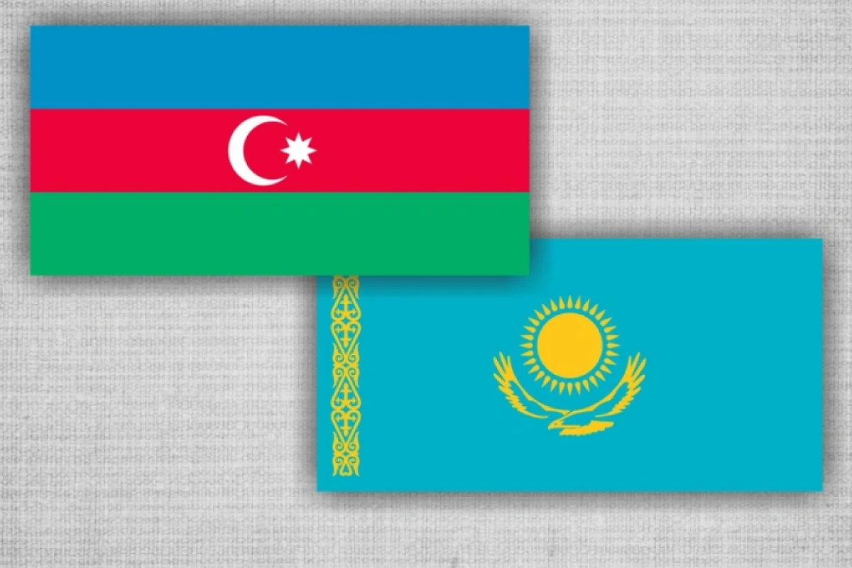 [[Azərbaycan və Qazaxıstan]] ADY üçün lokomotivlərin istehsalını müzakirə etdilər