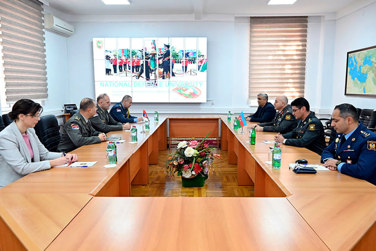 [[Azərbaycanla Serbiya]] arasında hərbi təhsil sahəsində əməkdaşlıq müzakirə olundu