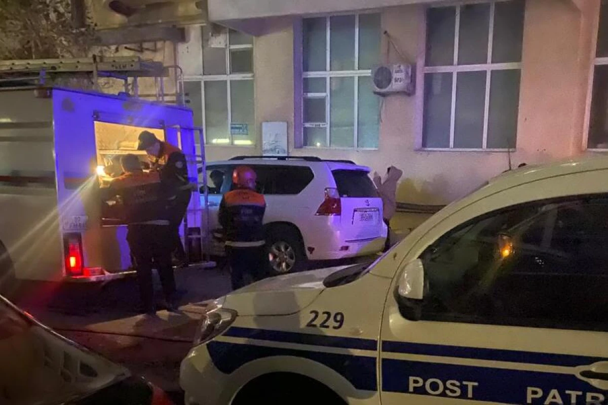 Bakıda çoxmərtəbəli binada yanğın baş verib, xəsarət alan olmayıb [[- YENİLƏNDİ3]]