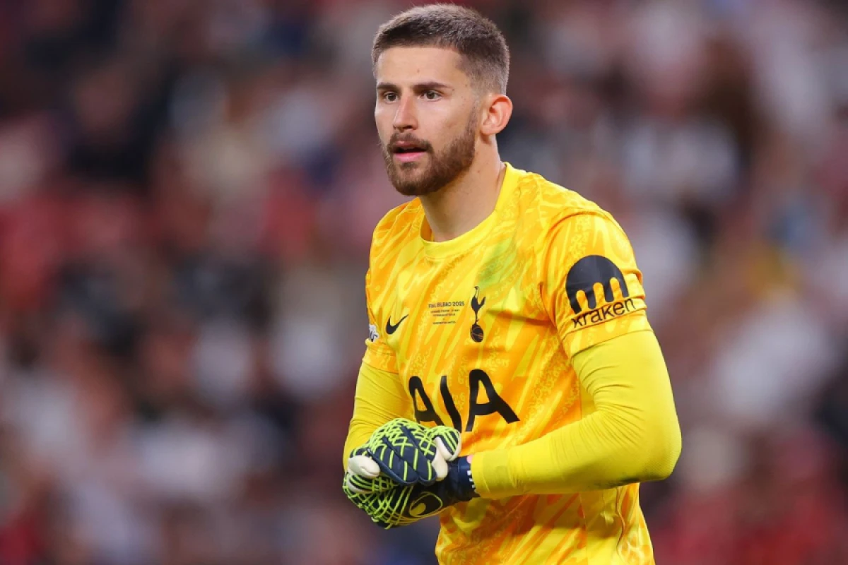 “Totenhem”in baş məşqçisi azarkeşləri [[tənqid etdi]]