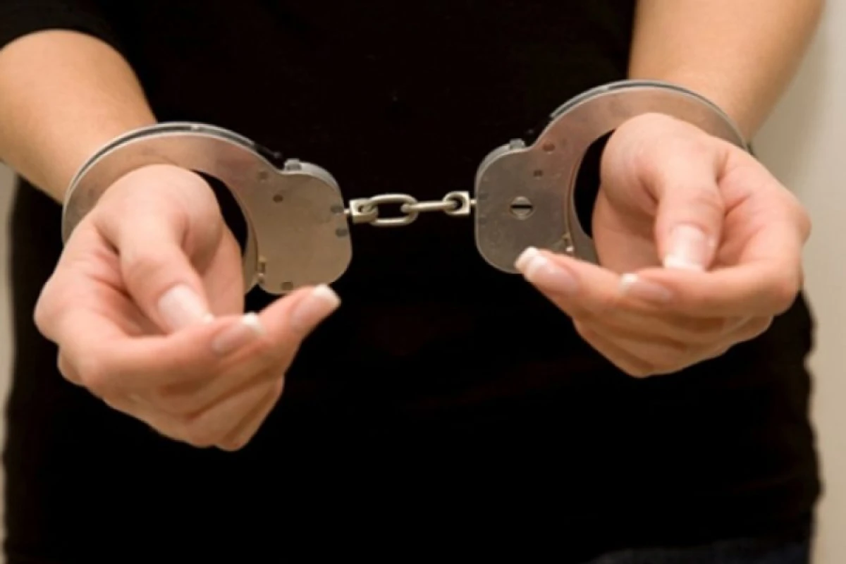 Ərini öldürməkdə şübhəli bilinən [[qadın saxlanıldı]]