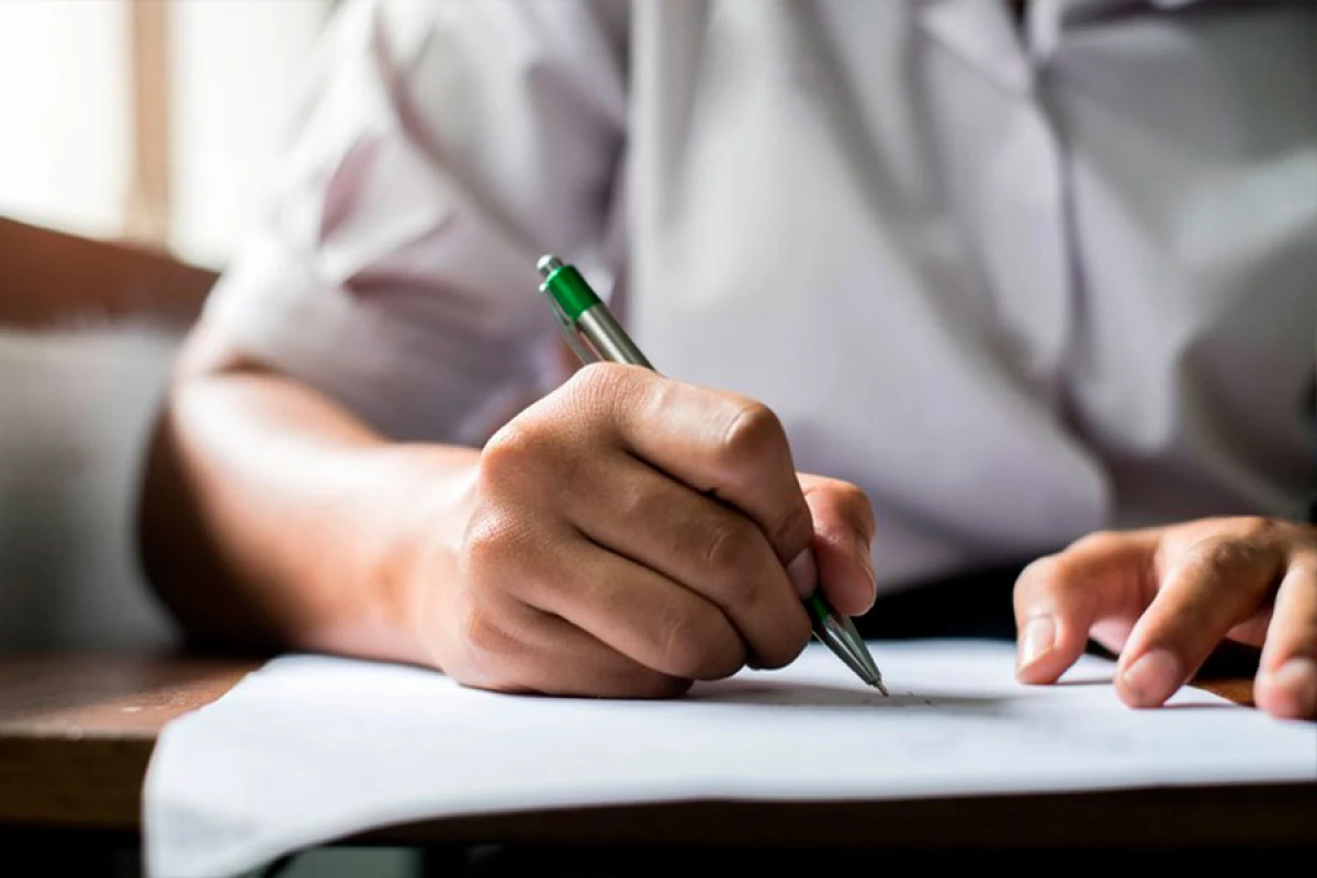 Xüsusi icra məmuru olmaq [[istəyənlər üçün]] müsabiqə qaydaları təsdiqləndi