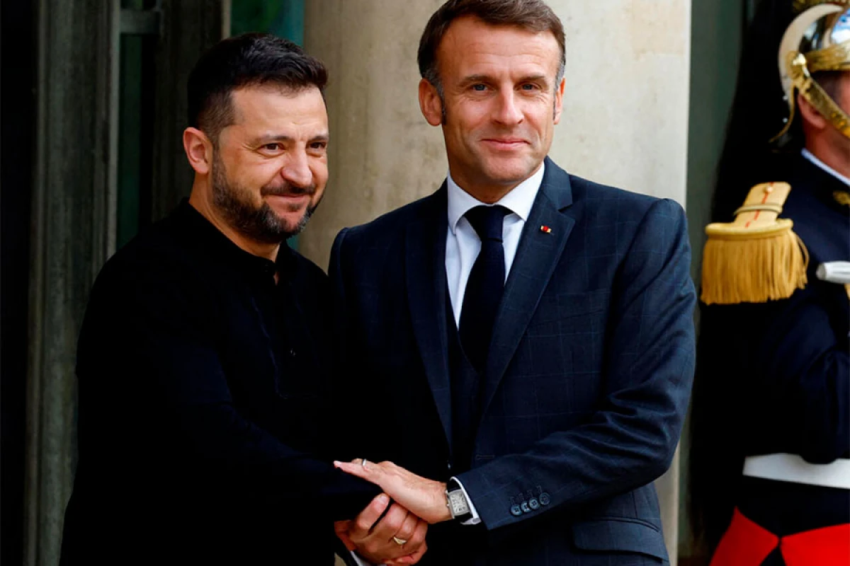 Makron [[Zelenski ilə görüşü]] belə şərh etdi