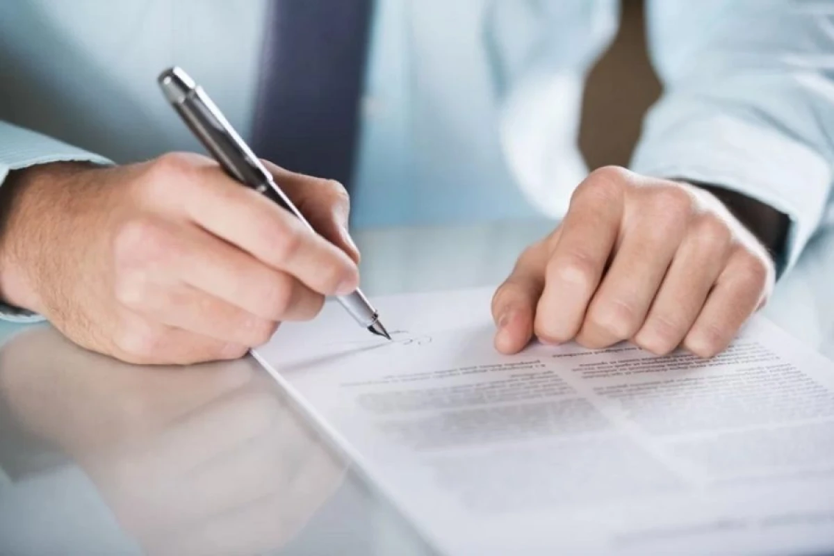 Təcrübəçilər və əcnəbilərlə [[müddətli əmək müqaviləsi]] bağlanıla biləcək