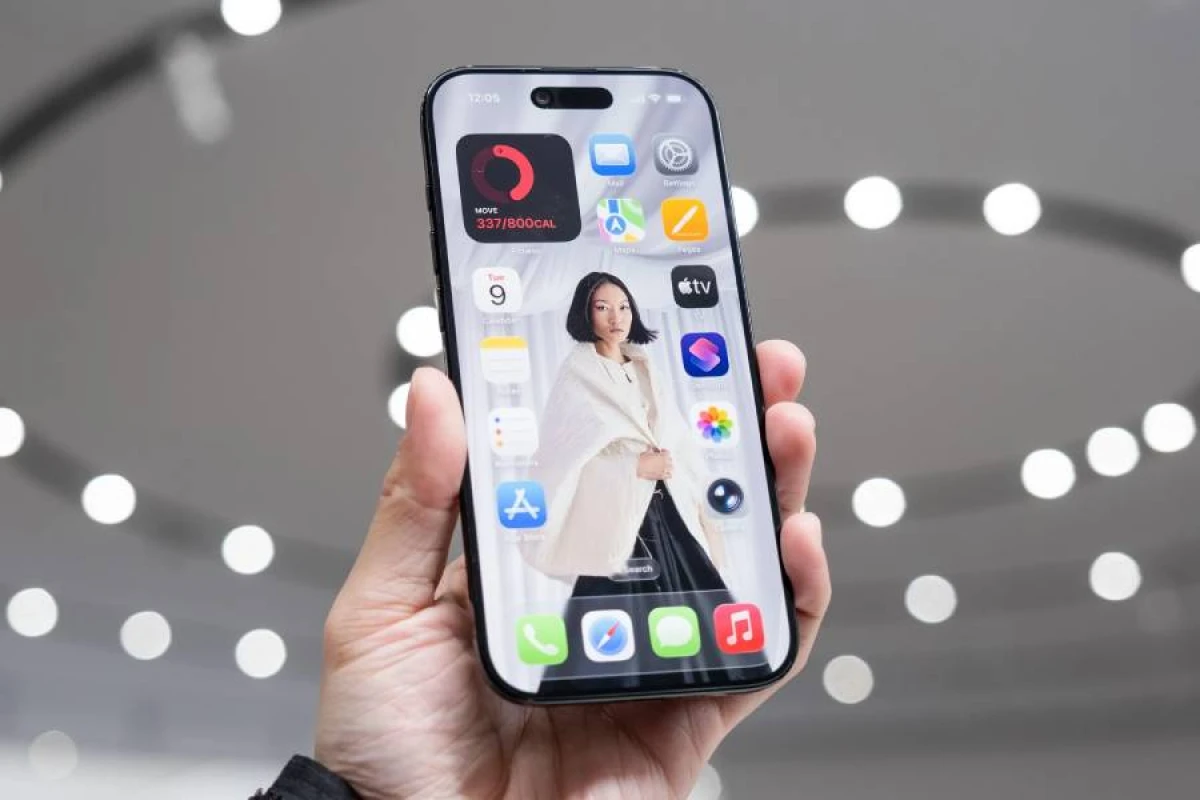 "Apple" dan iPhone istifadəçilərinə [[ÇAĞIRIŞ]]