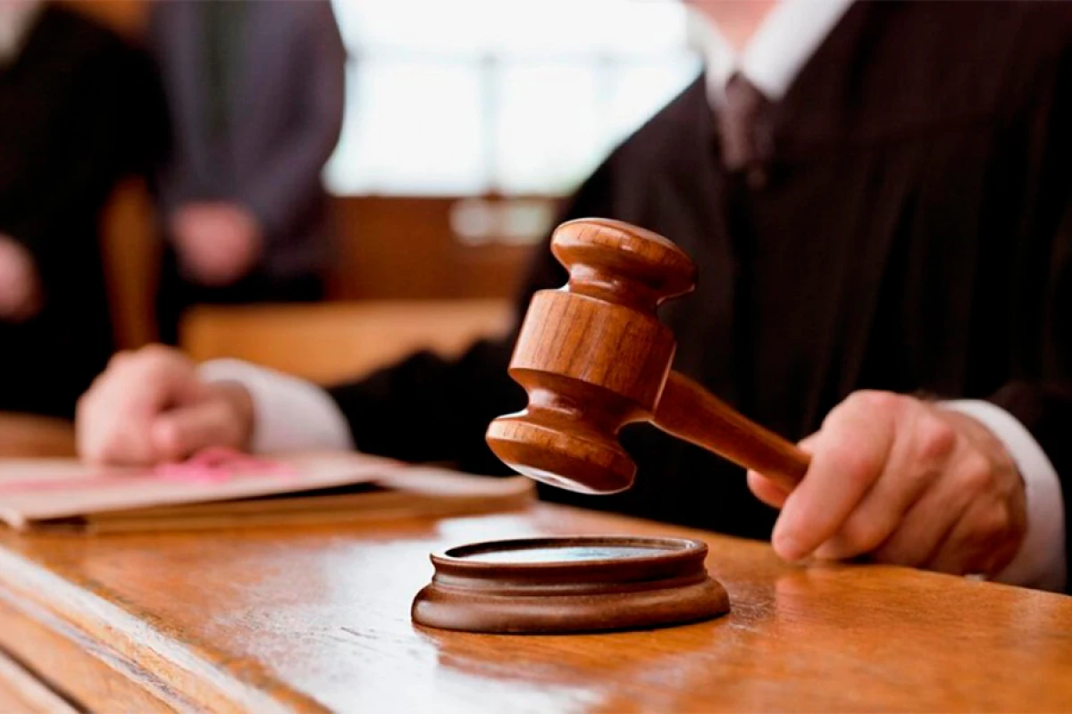 Təfəkkür Universitetinin prorektorunun [[qətlində təqsirləndirilənlə]] bağlı qərar verildi