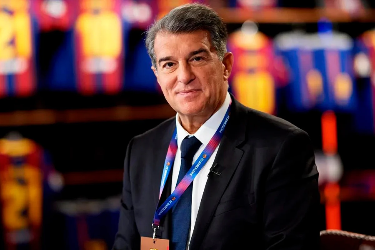 [[“Barselona” rəhbərliyində yeni era başlayır:]] Laporta kənara çəkilir