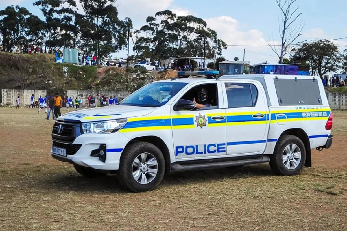 Yataqxanada silahlı insident: [[11 ölü, 14 yaralı]]