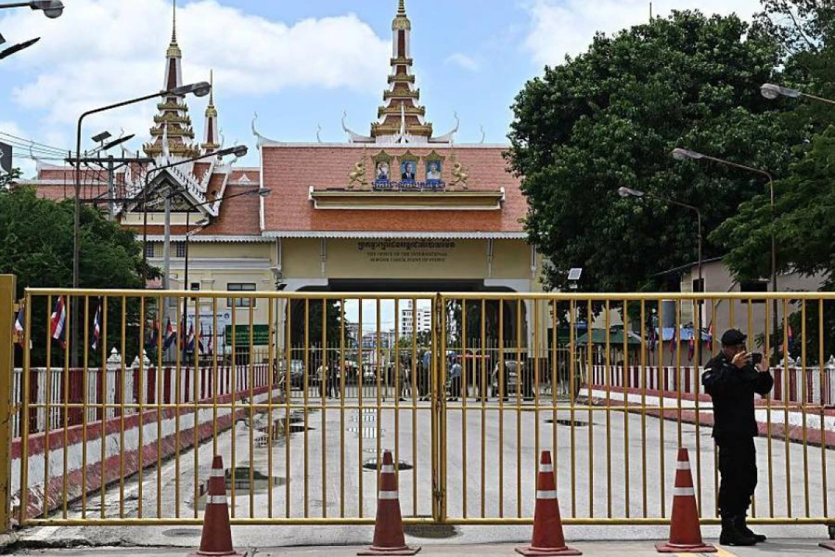 Tailand Kamboca ilə sərhəddə 600-dən çox məktəbi bağladı