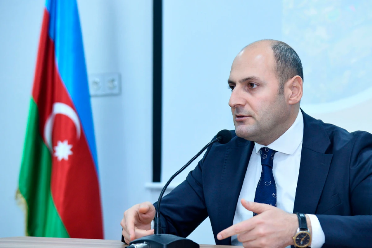 [[Elvin Hüseynov:]] “Bütün düşərgələrdə iştirakçılar 5 ulduzlu otellərdə yerləşdirilir”