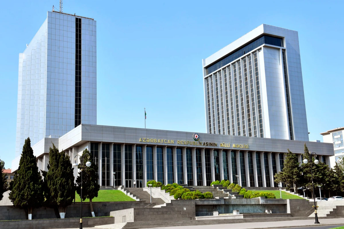 Milli Məclisdə [[Azərbaycan dili ilə bağlı]] konfrans keçirilir