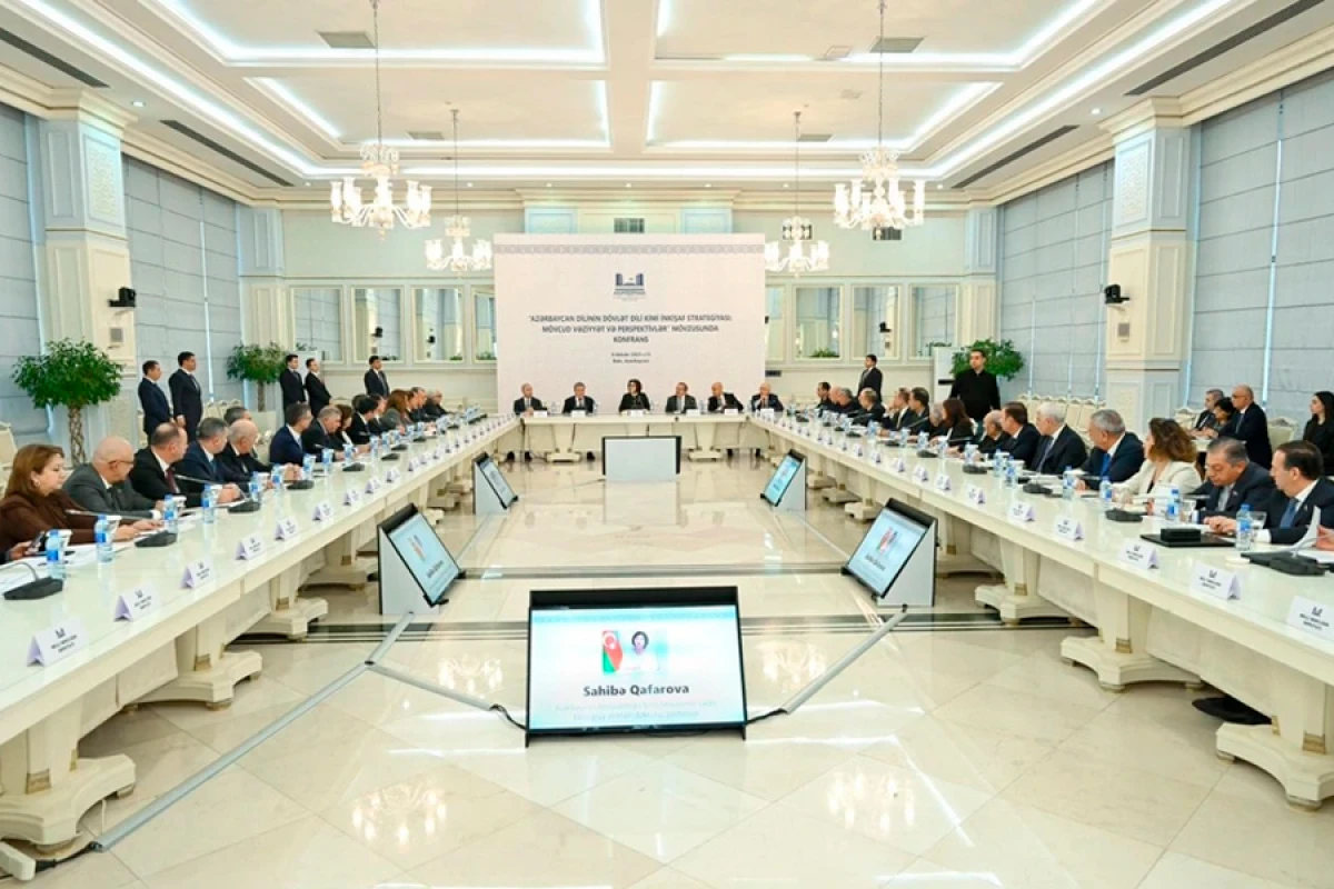 Milli Məclisdə [[Azərbaycan dilinin mövcud vəziyyətinə həsr olunan]] konfrans keçirildi