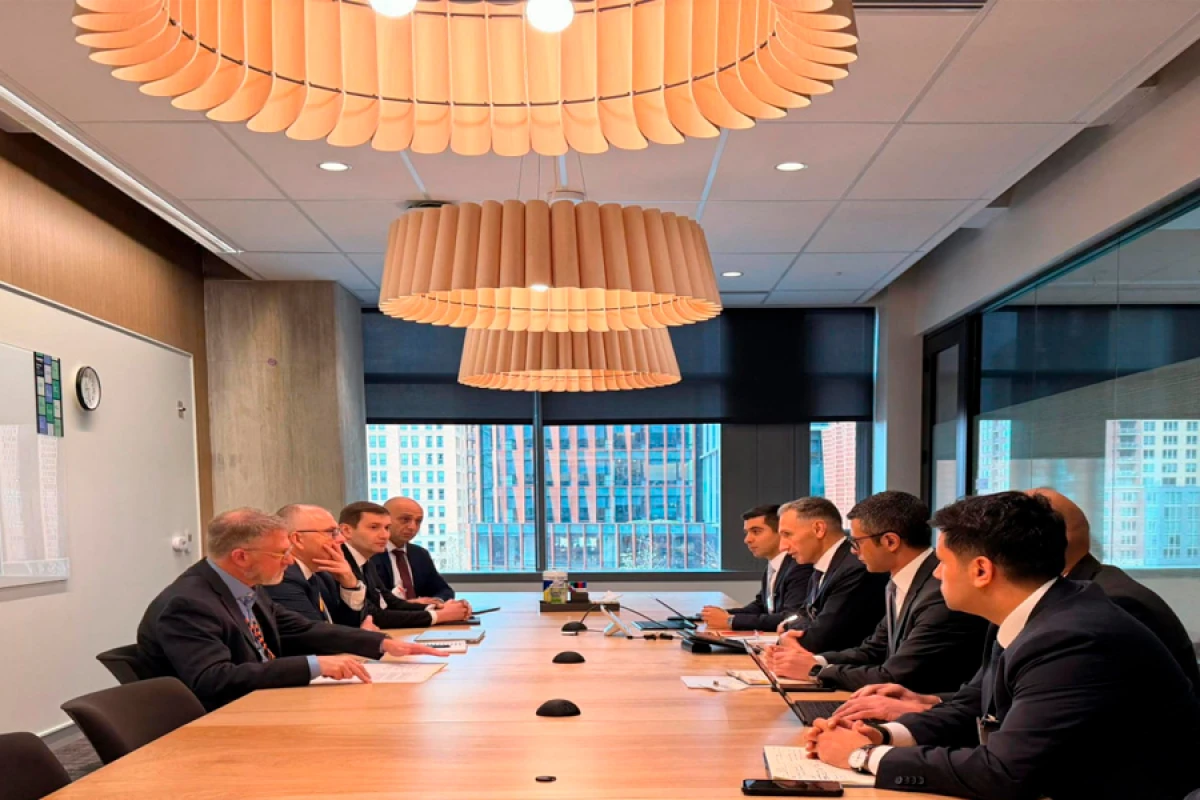 Rəşad Nəbiyev ABŞ-də [["bulud" infrastrukturunun inkişafı məsələsini]] müzakirə etdi