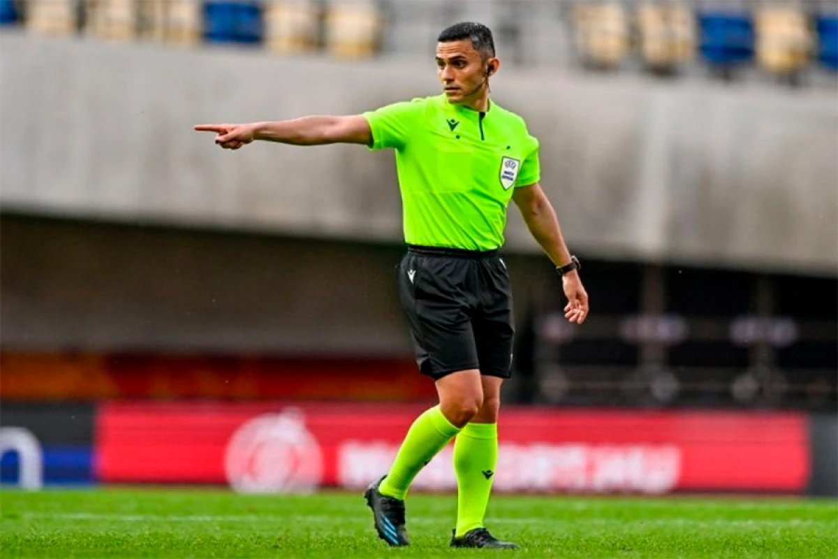 Azərbaycan [[hakimliyinə]] böyük etimad